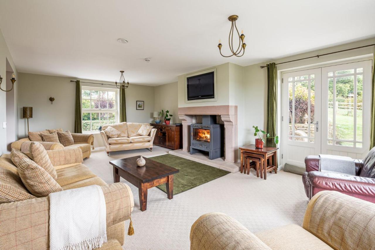 Tinkers Folly Villa Harrogate Exteriör bild