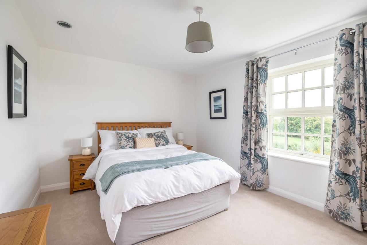 Tinkers Folly Villa Harrogate Exteriör bild